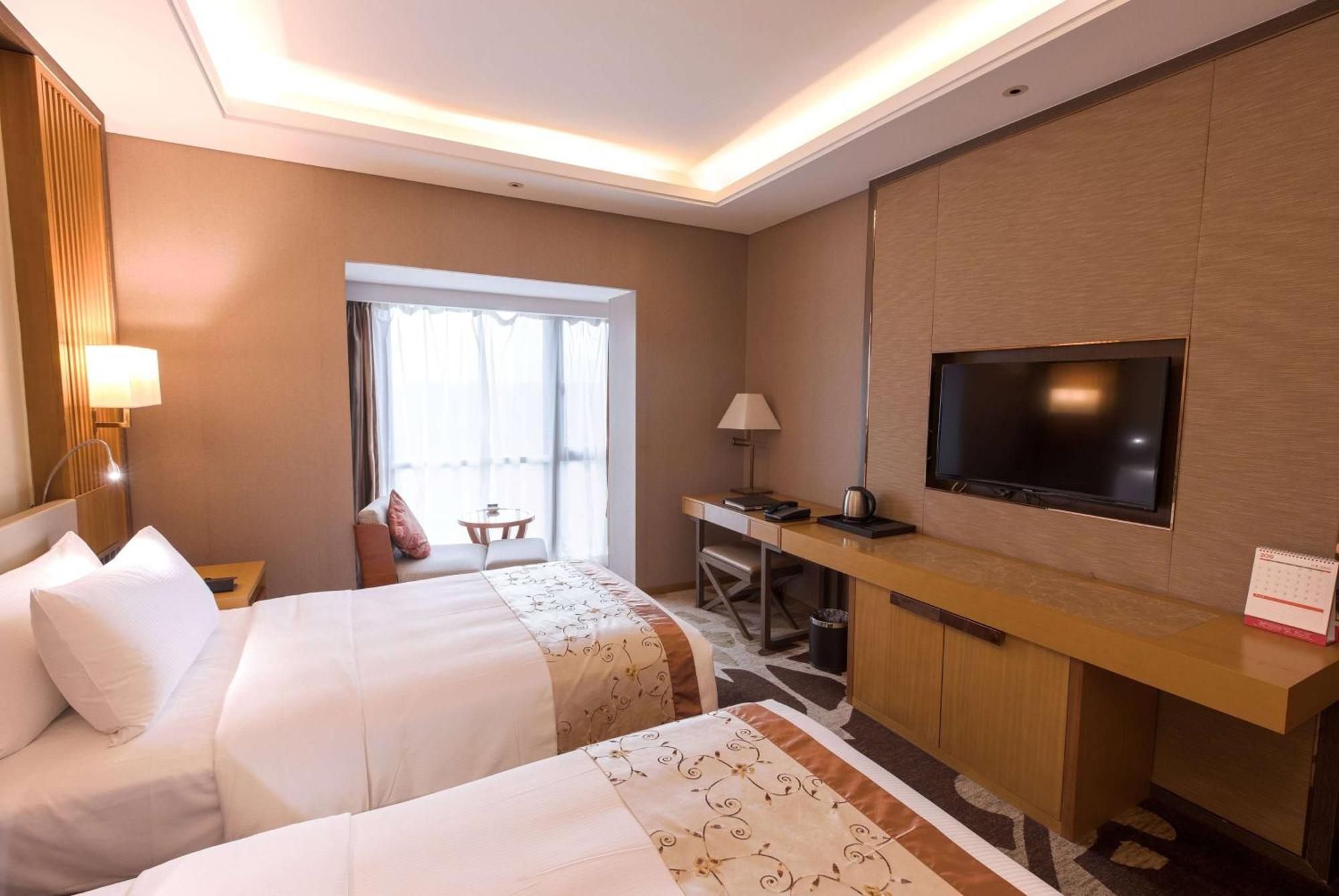 Ramada Plaza By Wyndham Fuzhou South Hotel Exterior foto